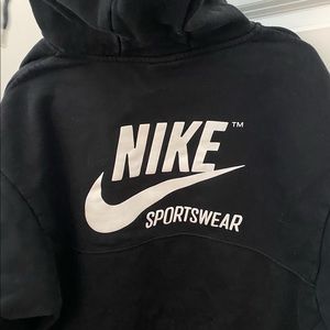 Nike cropped hoodie